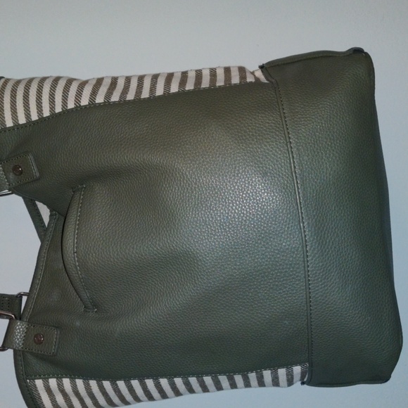 Purse ( No Name) - Picture 4 of 4